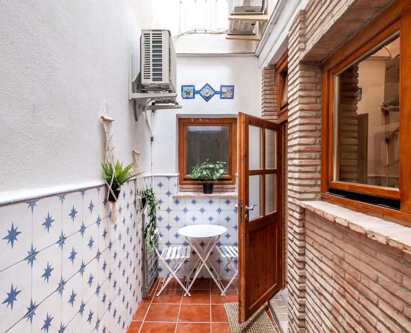 Touch My Heart Malaga City Center Apartment By Namaste Elite 0*,  Spanien